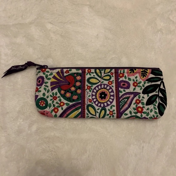 Vera Bradley make up/pencil bag new without tags - Picture 2 of 5